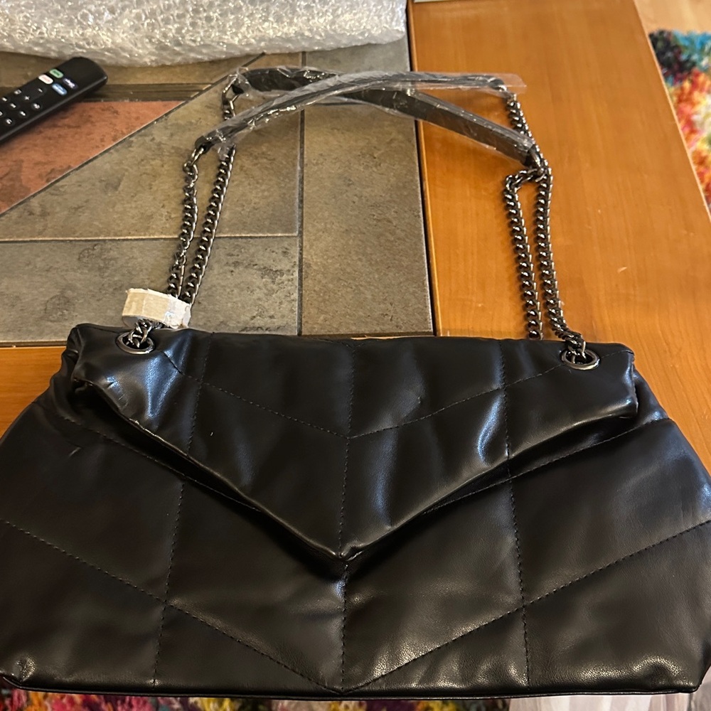 Chic Black Women's Shoulder Bag